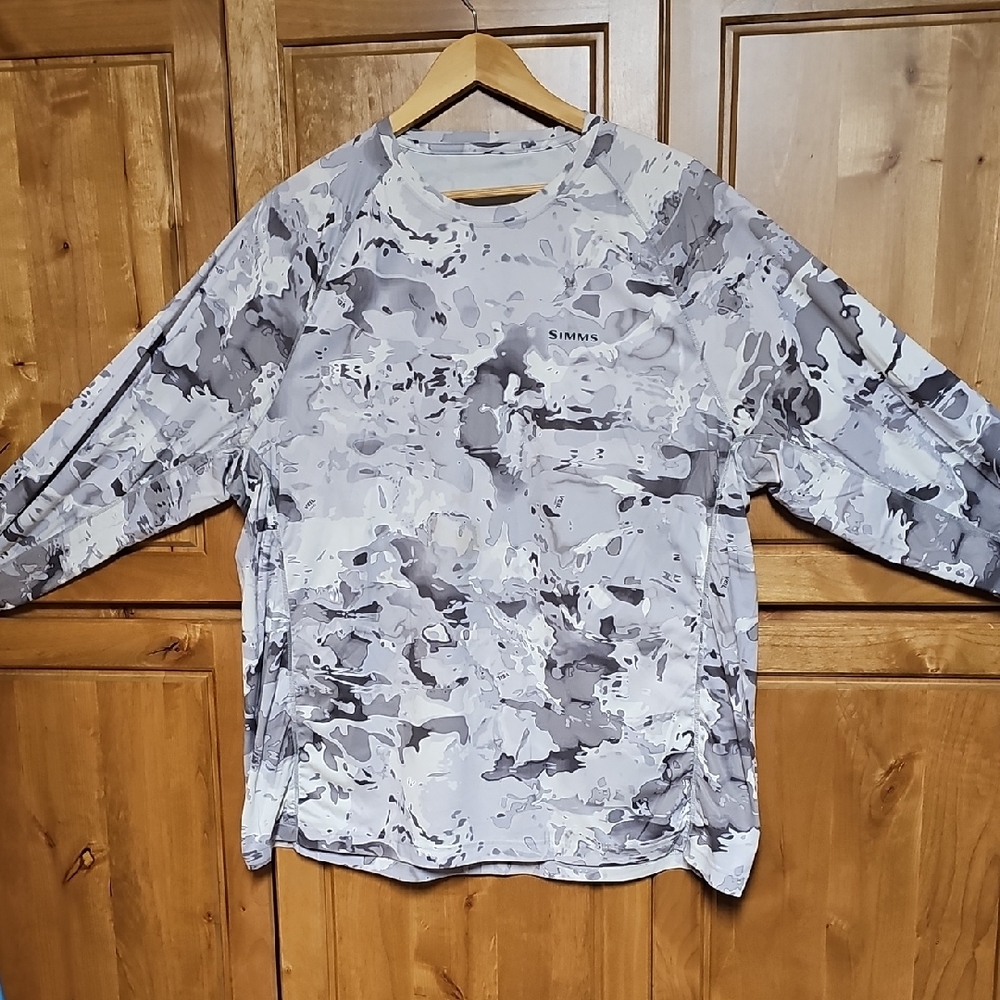 Simms Solarflex Gray Camo Sun Protection Performance Fishing Shirt